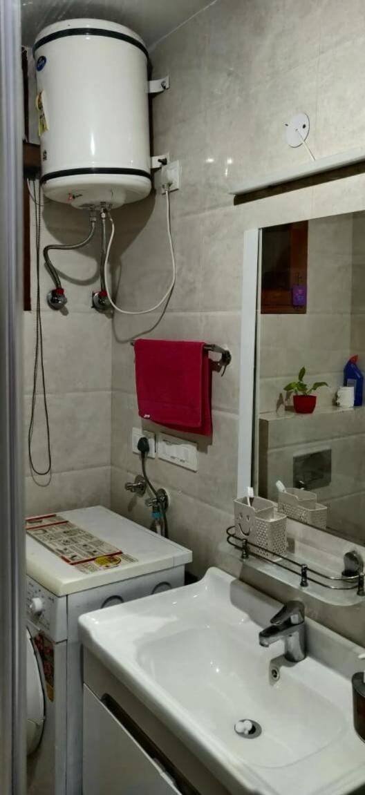 2Bhk Furnished Apartment/Near Kasauli/Barog/Luv Fun & Adventure Solan Εξωτερικό φωτογραφία